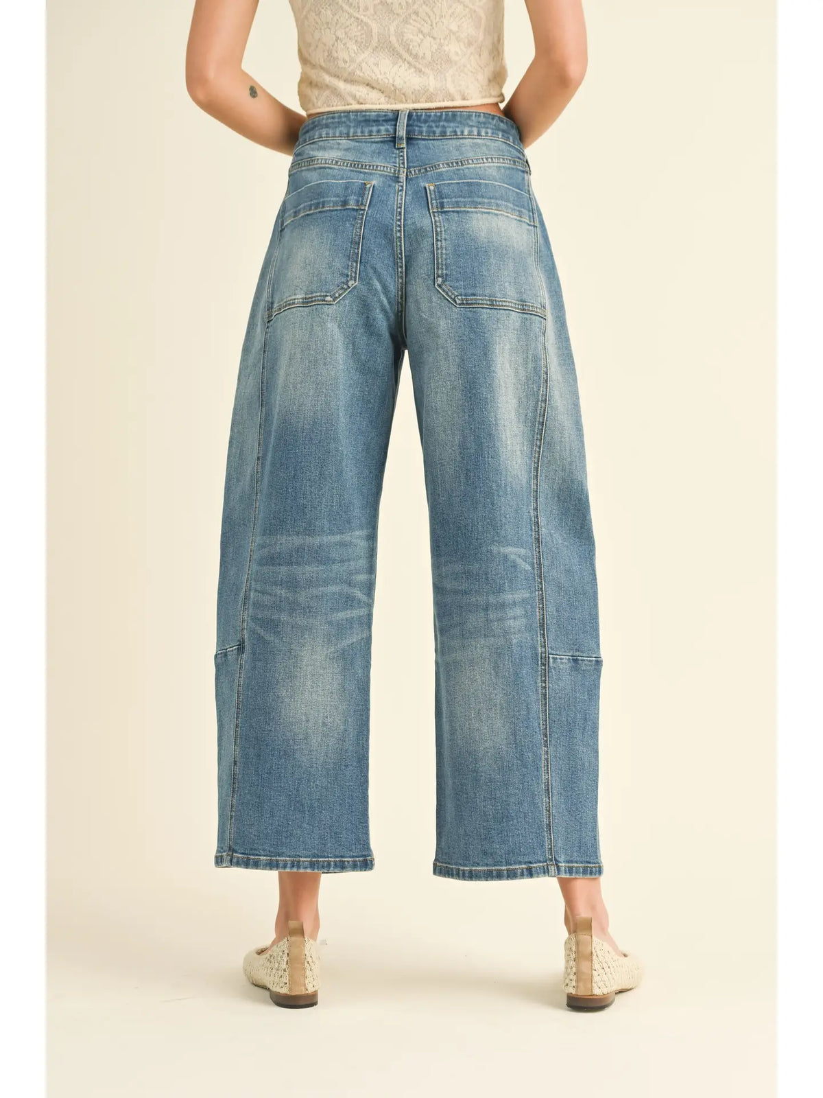 Barrel-Leg Cropped Jeans